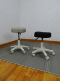 🪑 SILLA TABURETE ACOLCHADA GIRATORIA CON RUEDAS