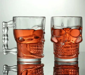 Set de 6 vasos en forma de calavera