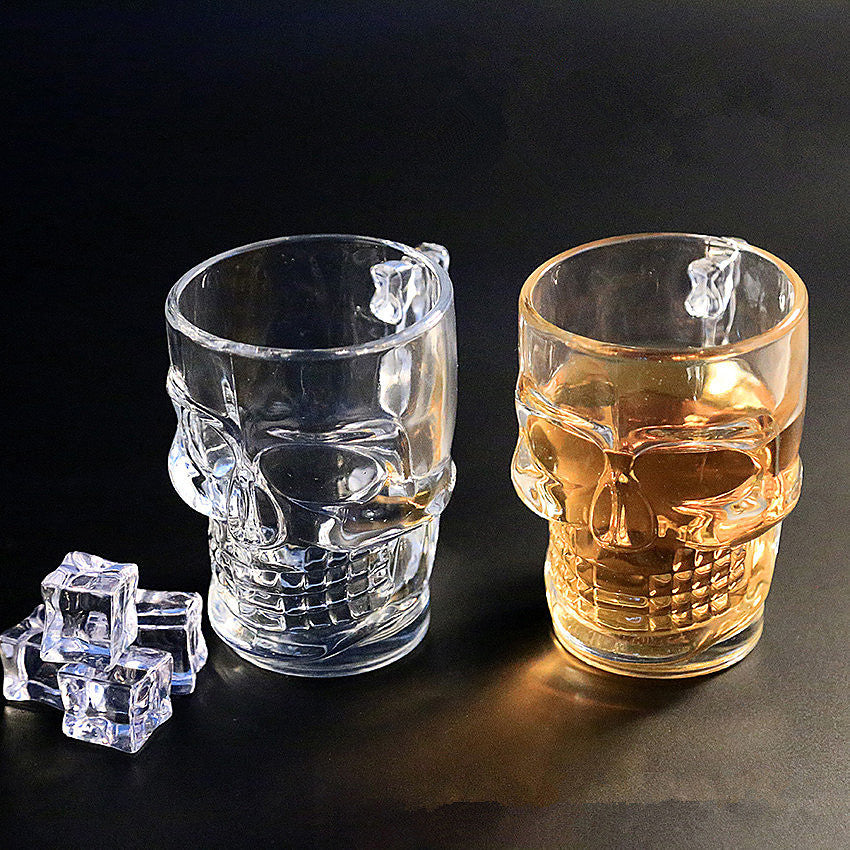 Set de 6 vasos en forma de calavera